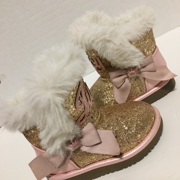Juicy Couture
Windsor Glitter Faux Fur Boot  6 - Picture 7 of 7